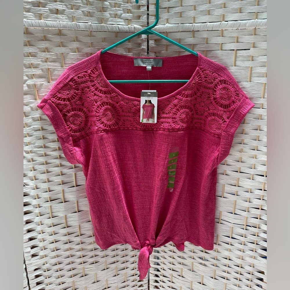 Pink Cap Sleeve Tie Front Blouse‎